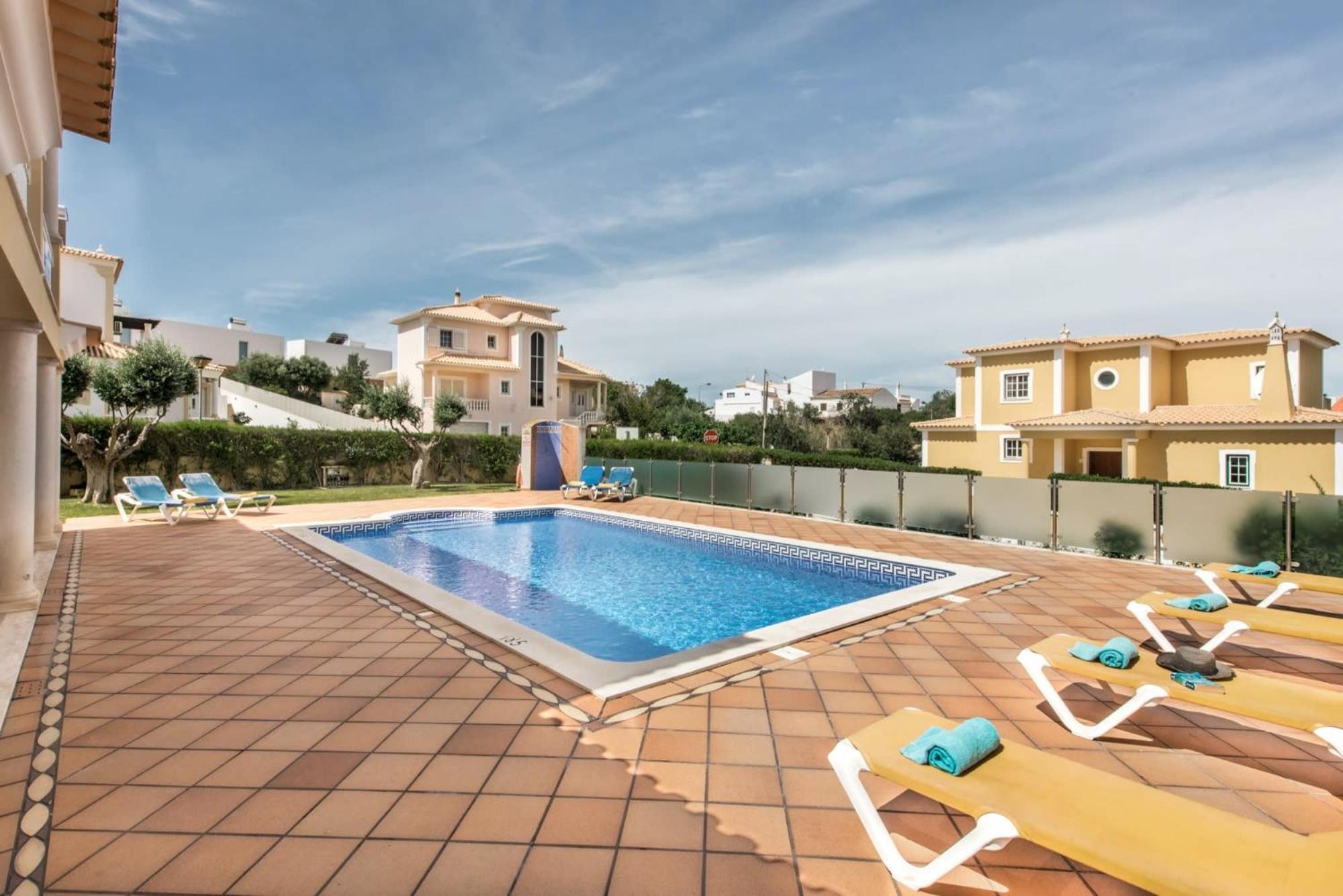 Villa Das Oliveiras Amazing Location Walk To Marina Restaurants Beach アルブフェイラ エクステリア 写真